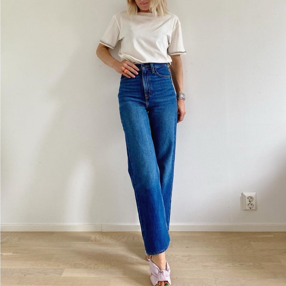 Levi's® Premium HIGH LOOSE WOMEN'S JEANS - Picture 8 of 14